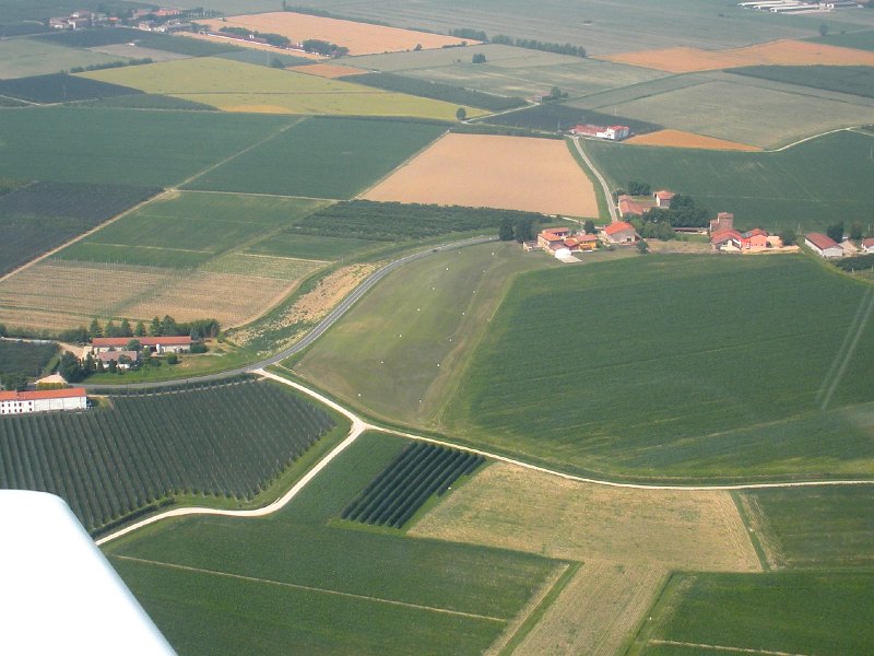 DSCN5398.JPG - Campo volo a Zevio