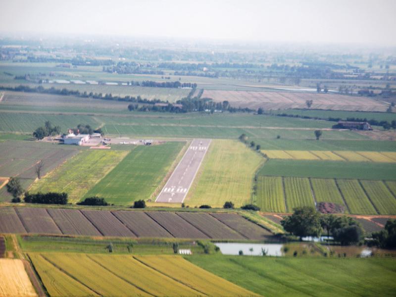 DSCN0484.JPG - Aeroporto Carpi LIDU